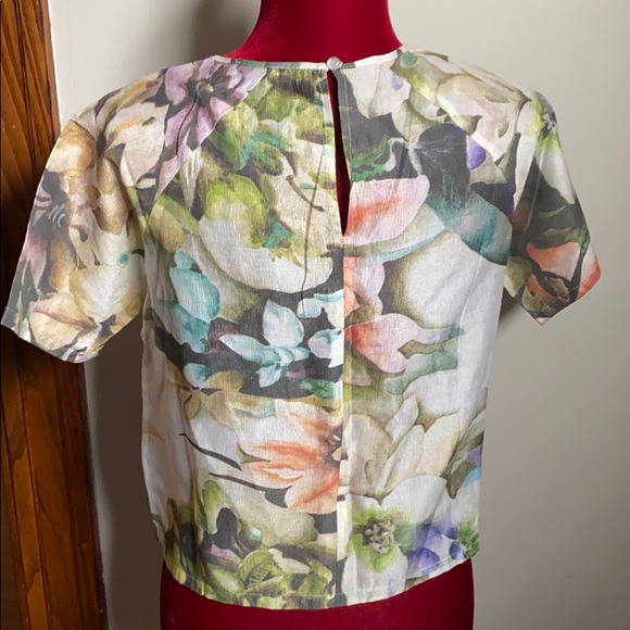 NWOT Floral Blouse - Picture 2 of 6